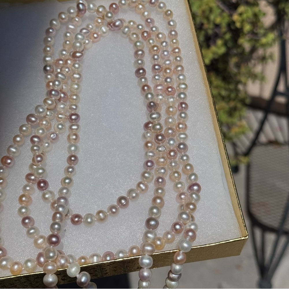 Authentic Pearl Necklace 70” multicolored Single Strand Pink Cream Tan Elegant - Picture 10 of 13